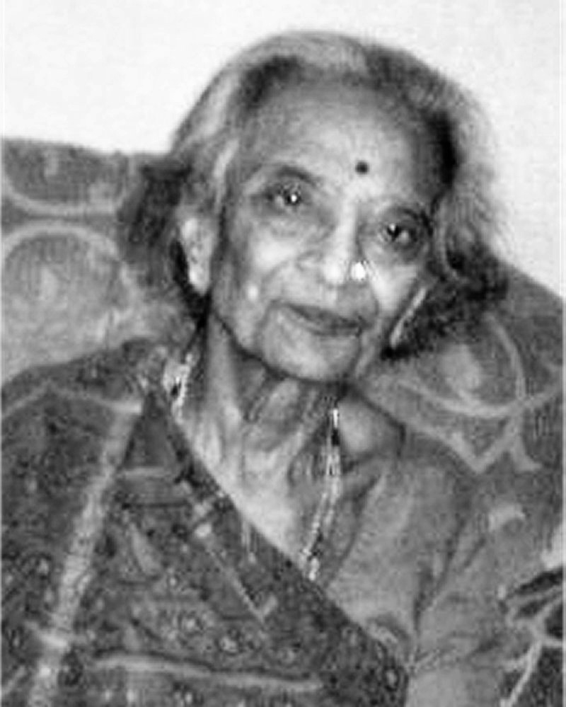 Pushpa Dahyabhai Desai