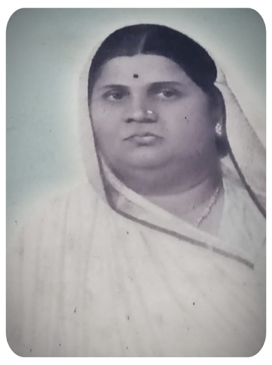 Shantaben_Ladhabhai_Thaker Shantaben_Ladhabhai_Thaker